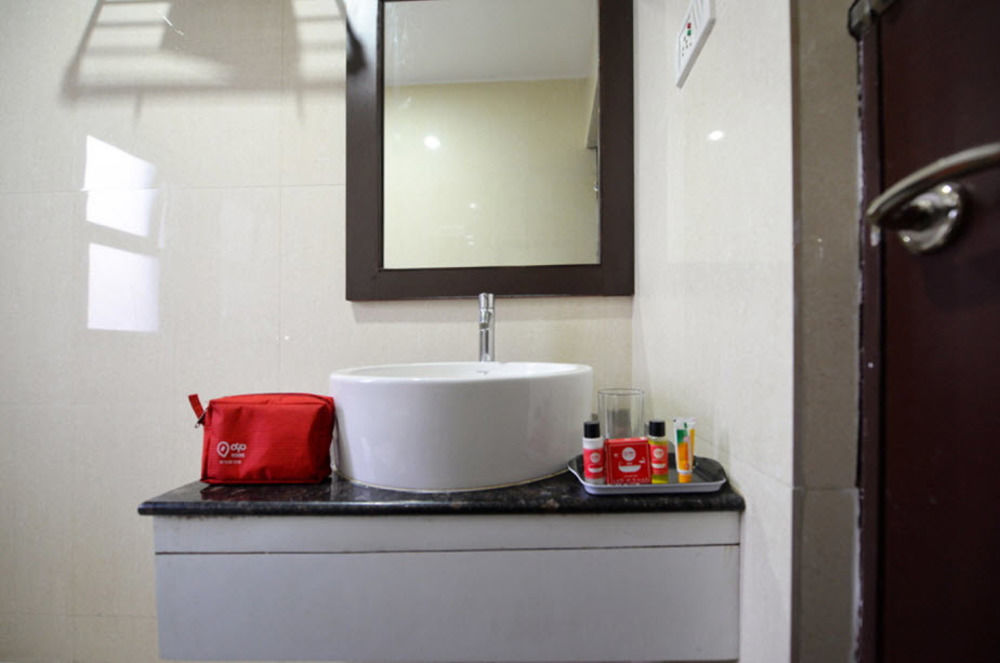 Genx Banjara Hill 1589 Hotel ไฮเดอราบัด ภายนอก รูปภาพ