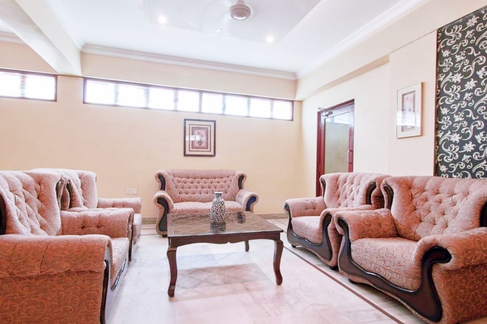Genx Banjara Hill 1589 Hotel ไฮเดอราบัด ภายนอก รูปภาพ