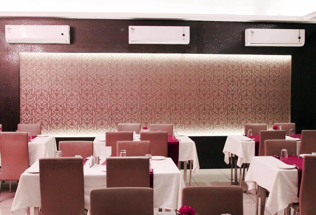 Genx Banjara Hill 1589 Hotel ไฮเดอราบัด ภายนอก รูปภาพ
