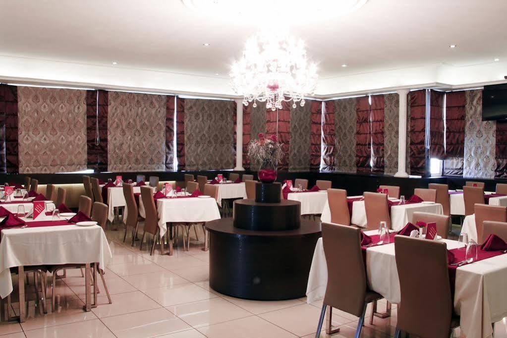 Genx Banjara Hill 1589 Hotel ไฮเดอราบัด ภายนอก รูปภาพ