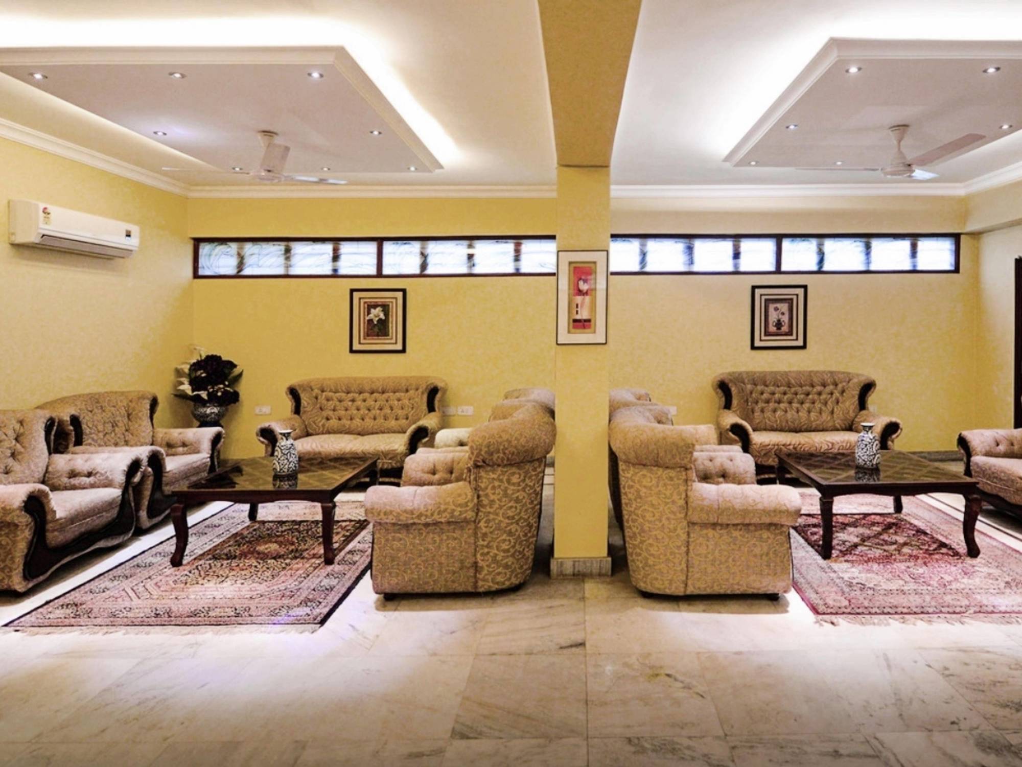 Genx Banjara Hill 1589 Hotel ไฮเดอราบัด ภายนอก รูปภาพ